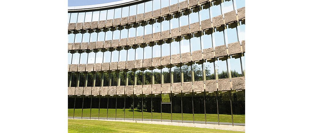 Photo of the Glaverbel Building in Brussels