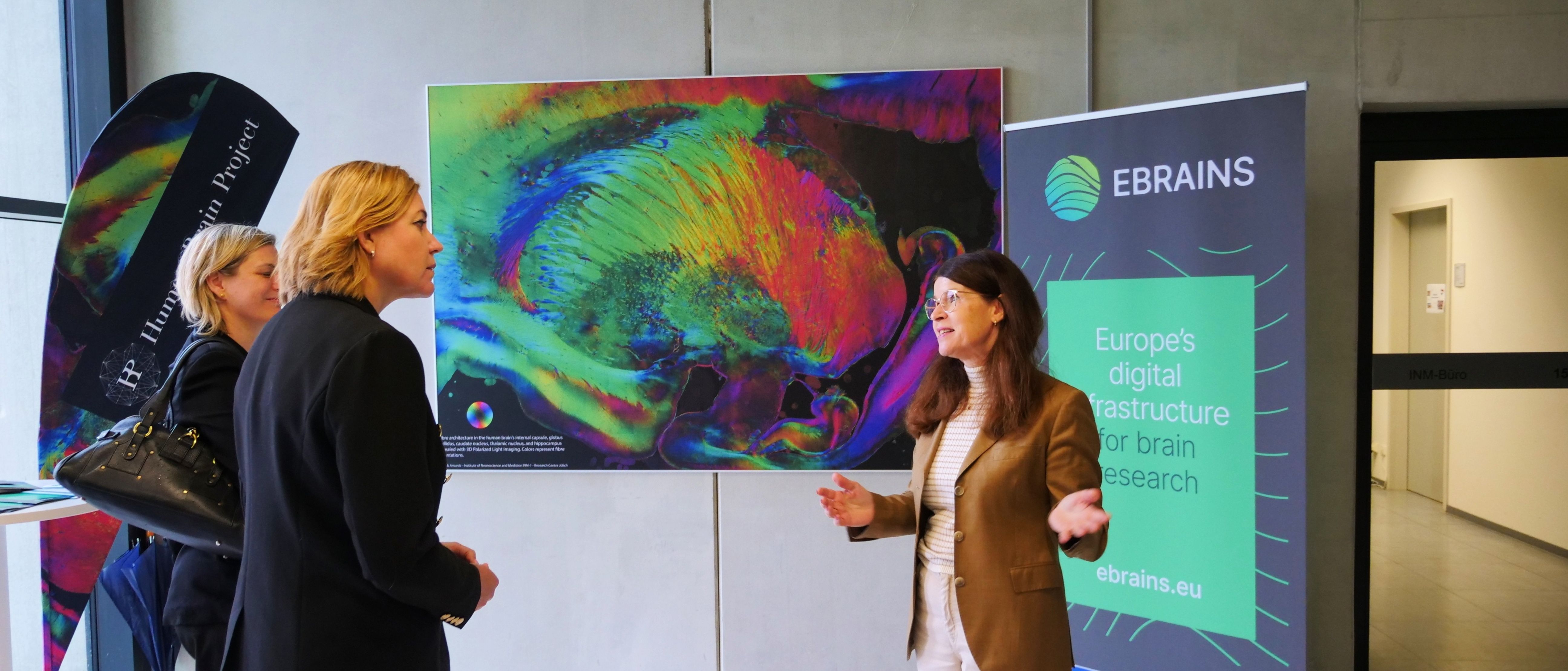 EU Commission Vice President Henna Virkkunen speaking to EBRAINS Joint-CEO Prof. Katrin Amunts